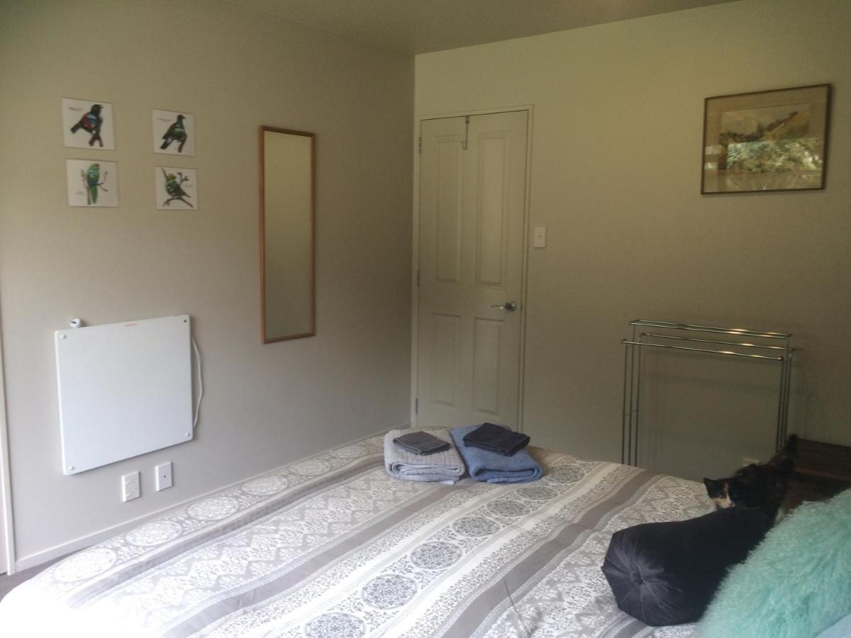 Waiotahe Dairy Farm Hideout Villa Waiotahi ภายนอก รูปภาพ