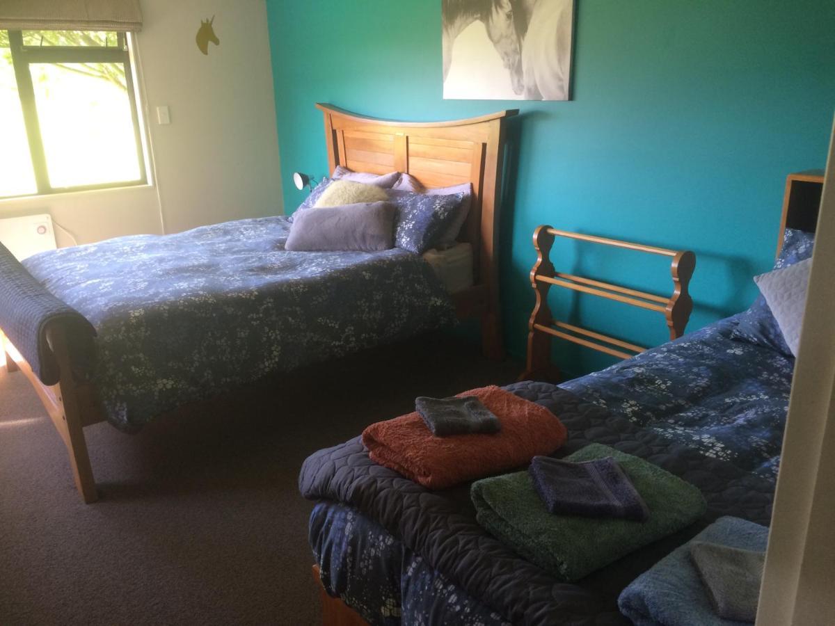 Waiotahe Dairy Farm Hideout Villa Waiotahi ภายนอก รูปภาพ