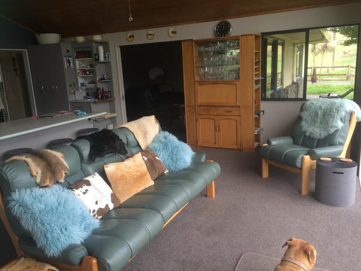 Waiotahe Dairy Farm Hideout Villa Waiotahi ภายนอก รูปภาพ