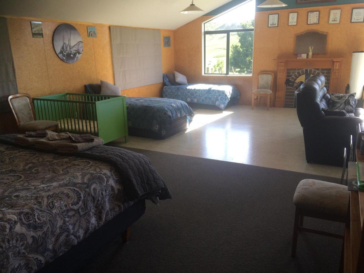 Waiotahe Dairy Farm Hideout Villa Waiotahi ภายนอก รูปภาพ