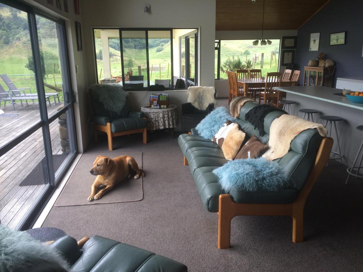 Waiotahe Dairy Farm Hideout Villa Waiotahi ภายนอก รูปภาพ