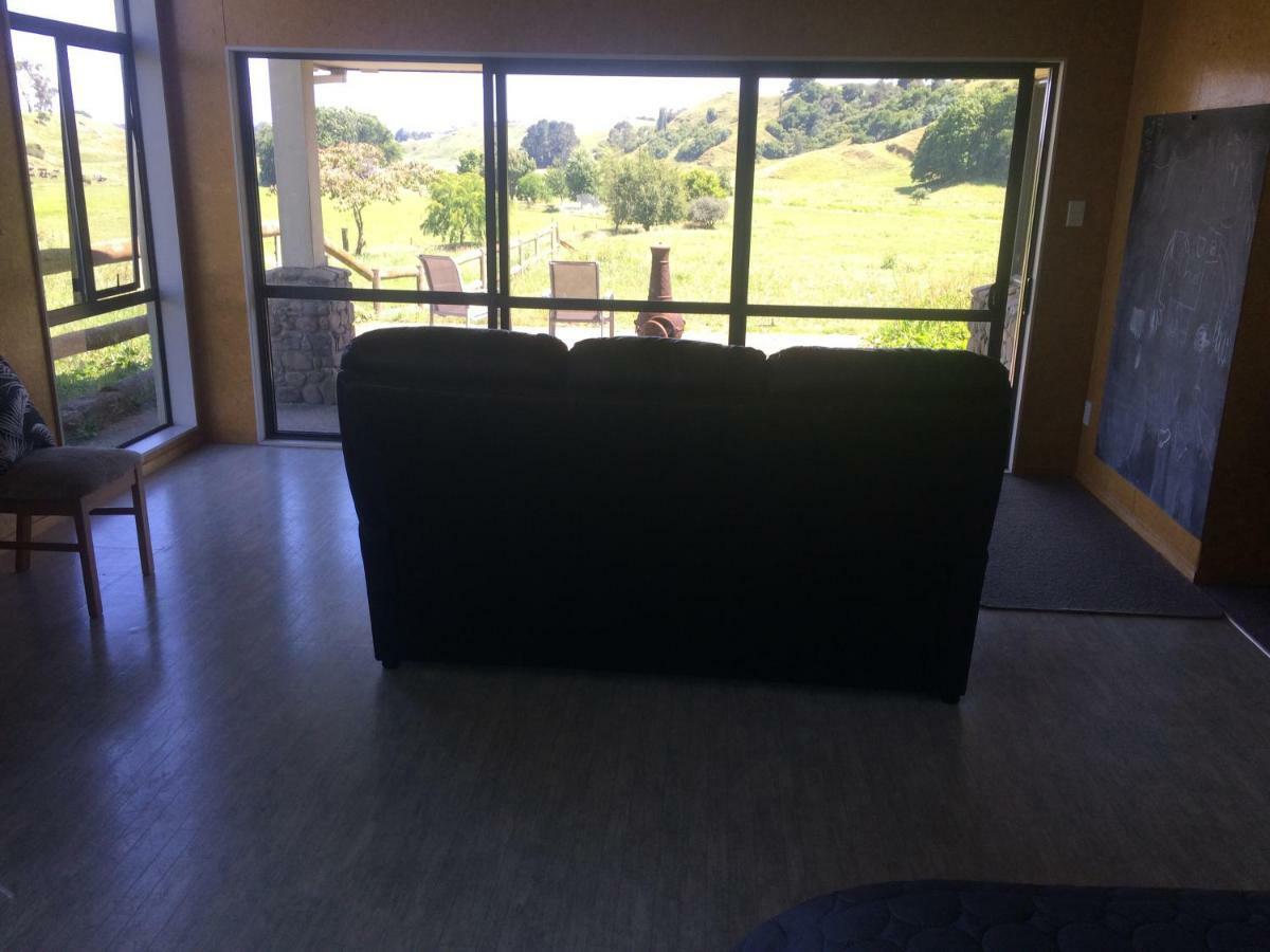 Waiotahe Dairy Farm Hideout Villa Waiotahi ภายนอก รูปภาพ